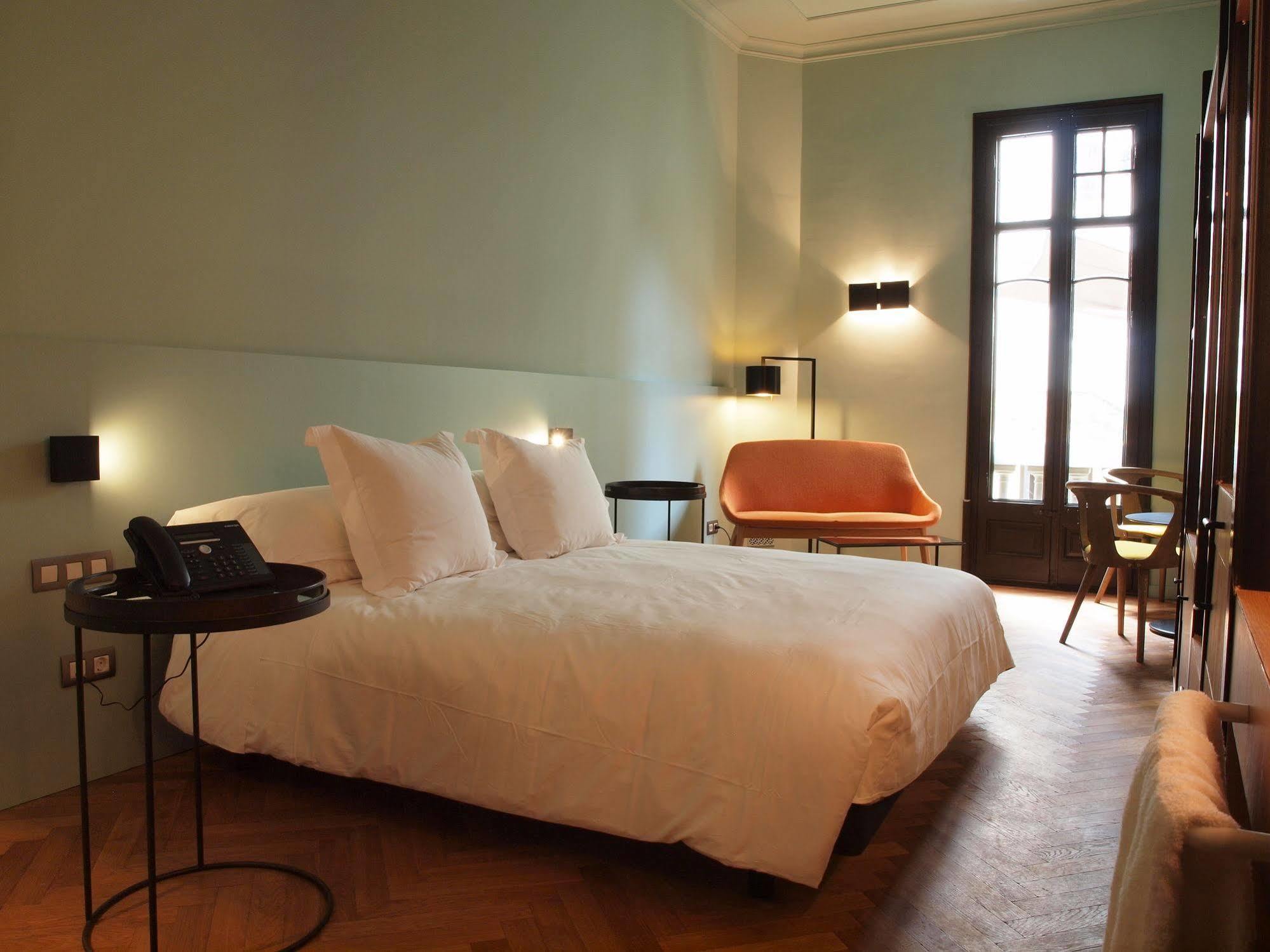 Le Palacete Powered By Sonder Barcelona Luaran gambar