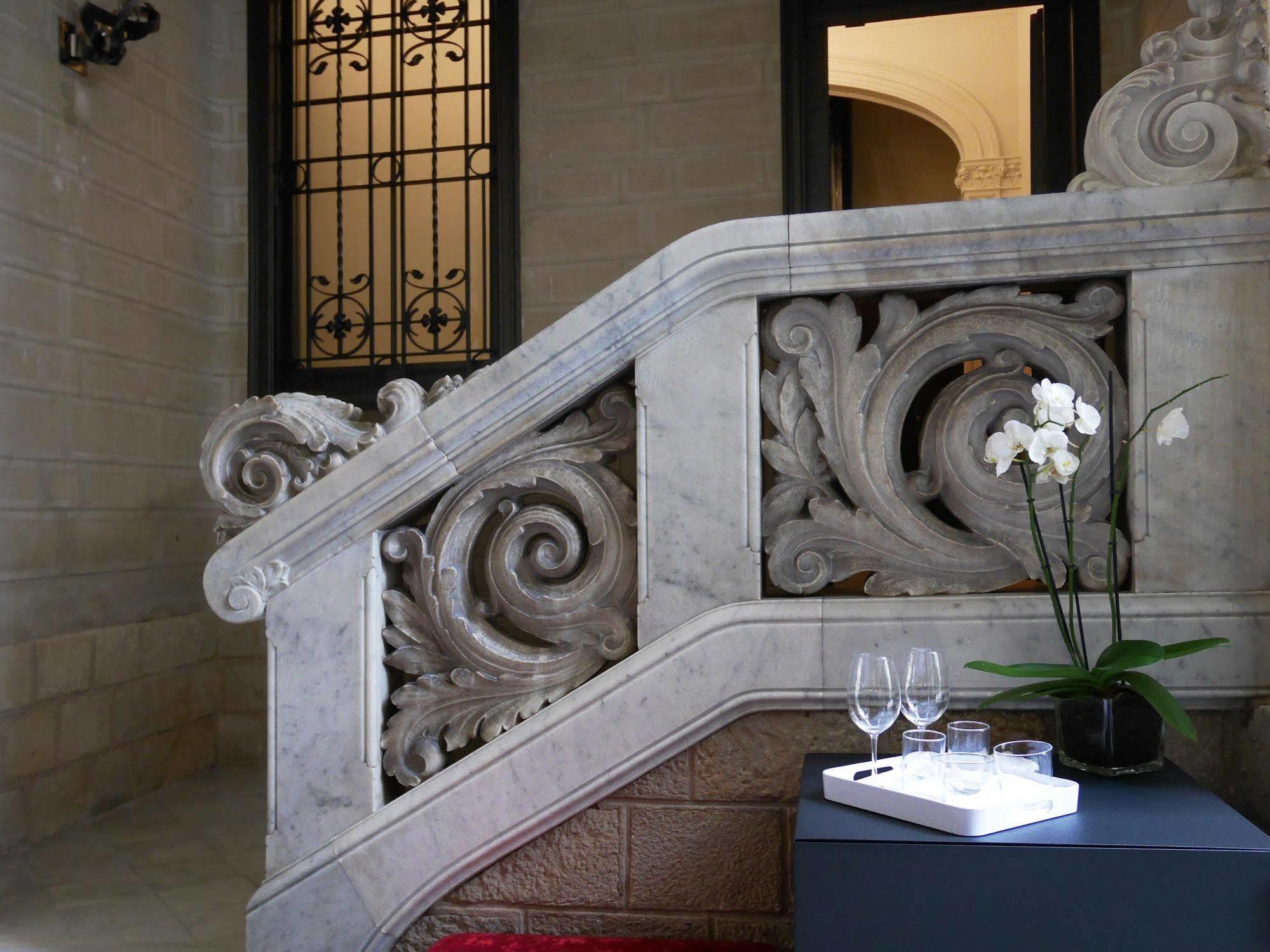 Le Palacete Powered By Sonder Barcelona Luaran gambar