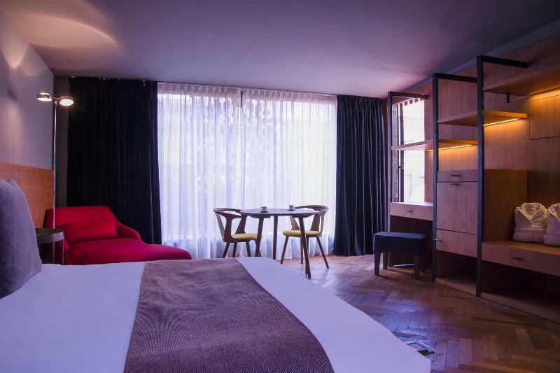 Le Palacete Powered By Sonder Barcelona Luaran gambar