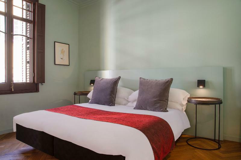 Le Palacete Powered By Sonder Barcelona Luaran gambar